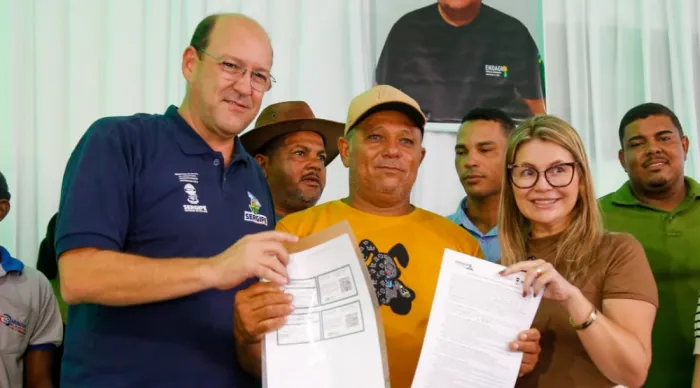Governo de Sergipe entrega lotes da primeira Colônia Agrícola Estadual em Pacatuba
