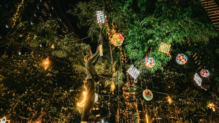 Os fogos de artifício estão entre os principais símbolos do período - Divulgação