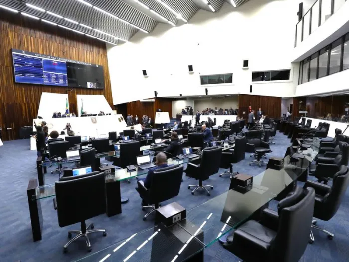 Assembleia Legislativa aprova reestruturação de carreiras e remuneração na Adapar