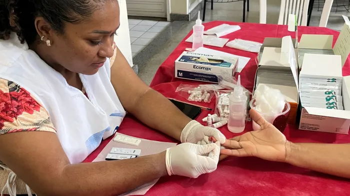 Semana dos Namorados: Caav inicia ações de prevenção, orientação em saúde e oferta de testes rápidos