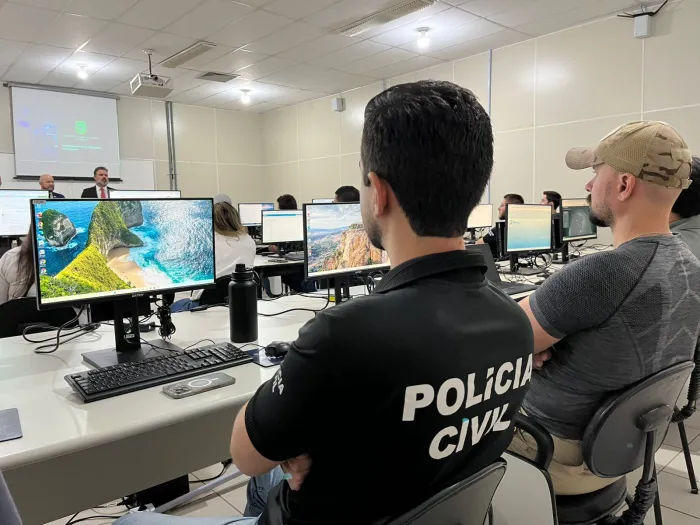 Polícia Civil realiza curso de Inteligência Artificial Aplicada à Investigação Criminal em Vitória da Conquista