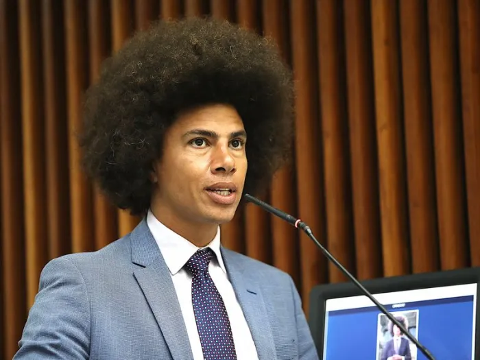 Projeto de Resolução que trata da perda do mandato do deputado Renato Freitas (PT) é lido em Plenário