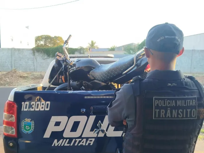 Polícia Militar em Três Lagoas recupera motocicleta roubada