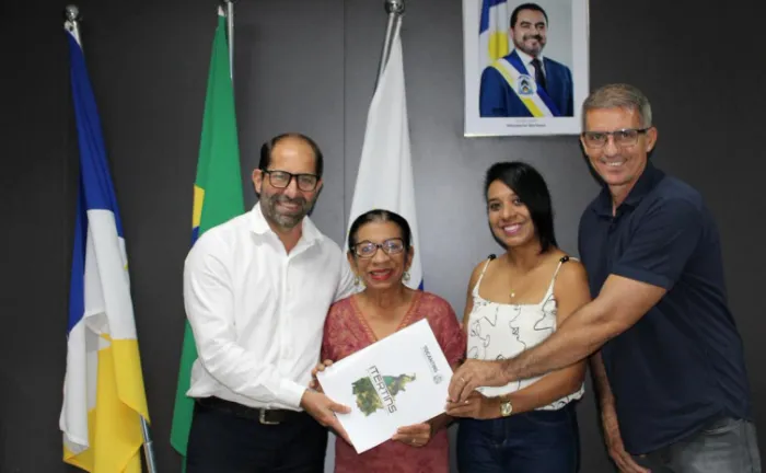 Entrega de títulos definitivos garante segurança jurídica e fortalece o desenvolvimento rural no estado - Foto: Uendel Souza/Governo do Tocantins