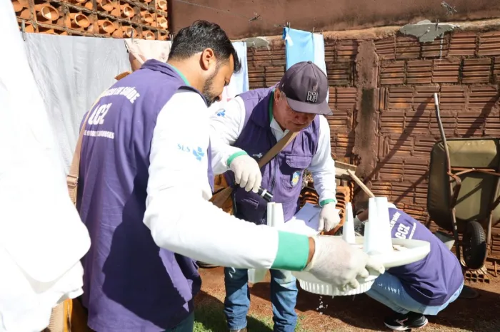 Agentes de combate às endemias identificam 7 focos do mosquito Aedes aegypti, transmissor da Chikungunya, Dengue e Zika, em 1.507 imóveis vistoriados.Divulgação/Assecom