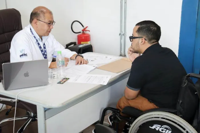 Governo de SP capacita médicos peritos para ampliar acesso ao trabalho para pessoas com deficiência