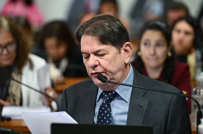 Cid Gomes apresentou relatório favorável ao PL 1.787/2025, de Sérgio Petecão; texto vai à CRA - Foto: Saulo Cruz/Agência Senado