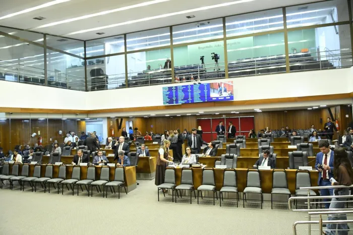 Projeto foi aprovado na sessão plenária desta terça-feira (9)