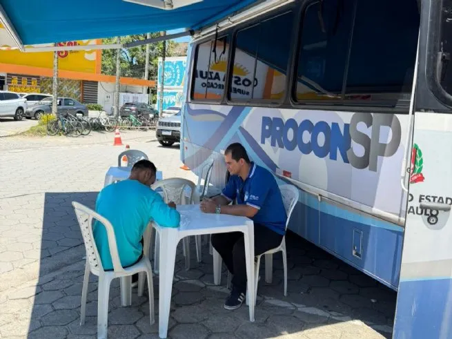 Procon Itinerante leva atendimento a população no Centro e na Costa Sul de São Sebastião