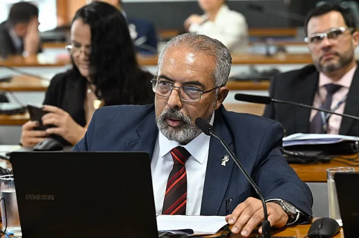 Código Penal: discriminação contra pobres é circunstância agravante, aprova CDH