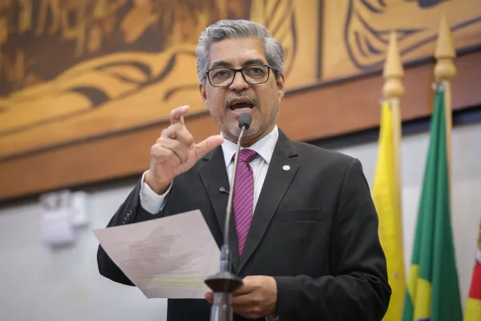 Edvaldo Magalhães propõe comissão da Aleac para acompanhar investigações sobre ponte de Sena Madureira