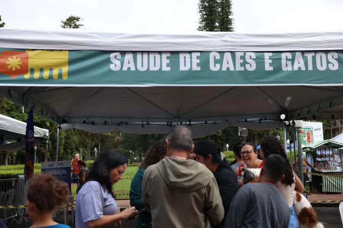 Praça de Serviços - Governo Presente reúne oferta de dezenas de serviços gratuitos em Divinópolis no fim de semana (13 e 14/6)