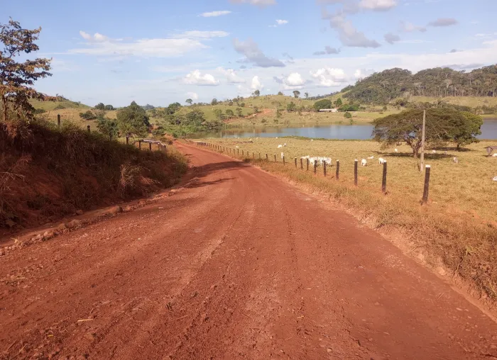  Os serviços estão sendo executados pelo Departamento Estadual de Estradas de Rodagem e Transportes (DER-RO) (Foto: Assessoria Parlamentar)