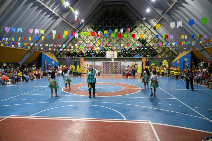 Evento junino promove integração e reforça a importância da educação para jovens e adultos em Petrolina