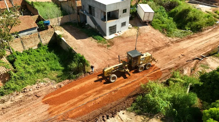 Programa Ação Marabá: Rua 23 recebe terraplanagem para futura pavimentação no bairro Nossa Senhora de Aparecida