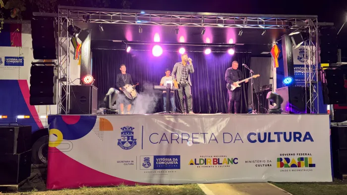 Carreta da Cultura garantiu arrasta-pé para os moradores do Distrito de Inhobim