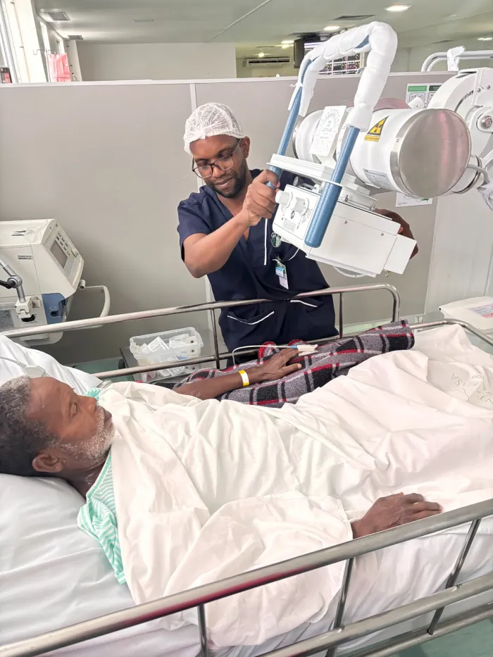 Pacientes renais da Bahia passam a contar com exames à beira-leito no Instituto de Nefrologia Alayde Costa