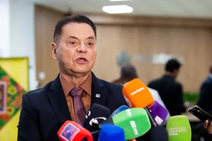 Botelho defende bilhete único para a região metropolitana de Cuiabá