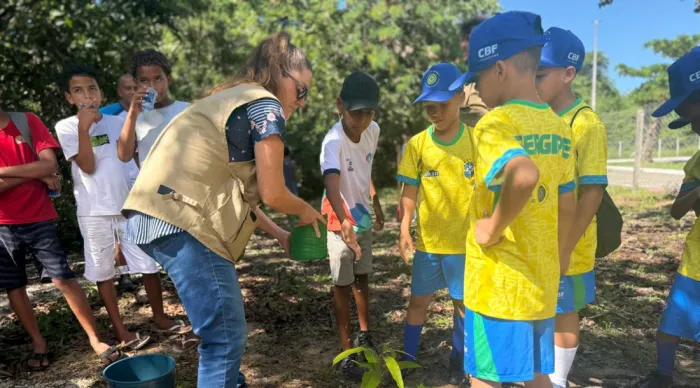 Parque dos Cajueiros vira sala de aula a céu aberto e reúne esporte, lazer e educação ambiental para crianças sergipanas