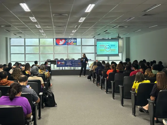 Secretaria Estadual de Saúde promove oficina do Programa Colo de Mãe com foco no fortalecimento do cuidado materno-infantil em Pernambuco