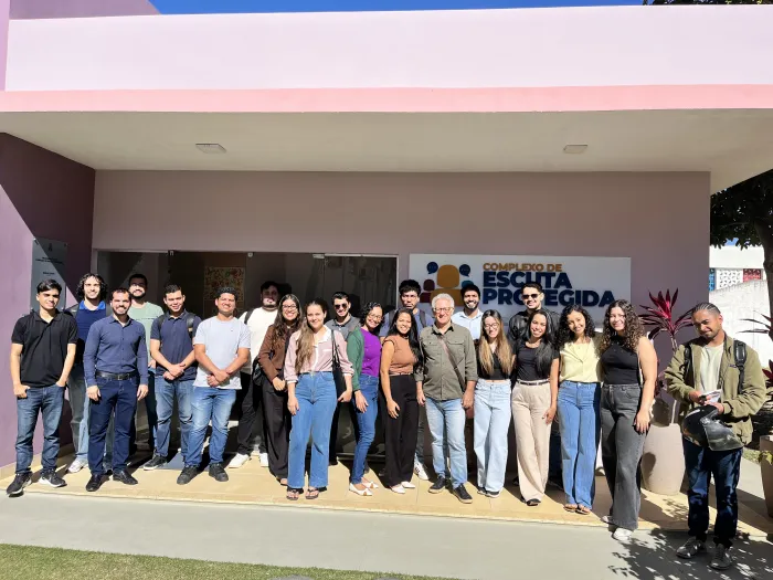 Estudantes da Uesb participam de visita técnica ao Cidca e ao Complexo de Escuta Protegida