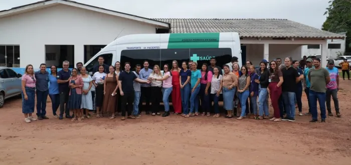  Entrega de van para Secretaria Municipal de Saúde (Semsau) (Foto: Divulgação)