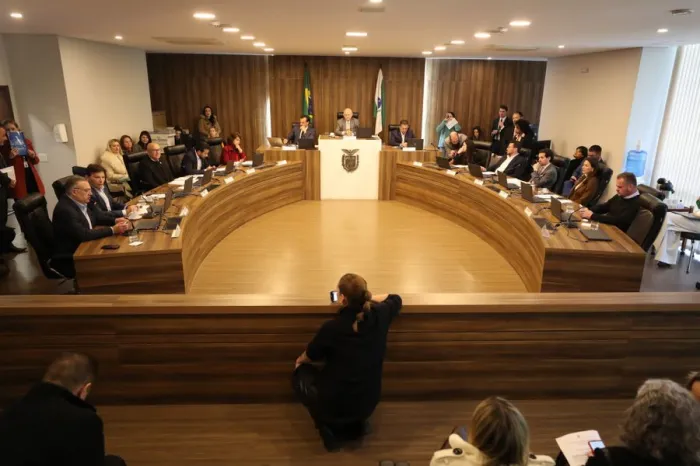 CCJ inicia análise de recursos contra suspensão de prerrogativas do deputado Renato Freitas (PT)