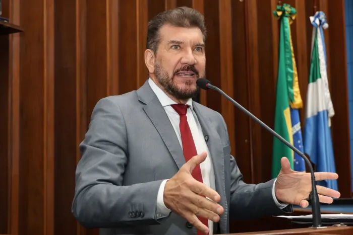 Pedro Kemp critica PEC apresentada no Senado que institui Escala 7X0
