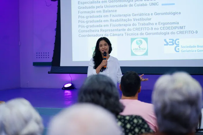 Lucas do Rio Verde promove palestra sobre conscientização e cuidado com a pessoa idosa