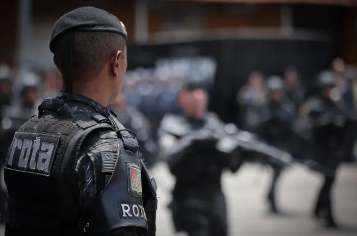 Pela Polícia Militar, a ação contou com equipes da Força Tática dos 2º, 11º e 49º Batalhões de Polícia Militar do Interior (BPM/I), das Rondas Ostensivas Tobias de Aguiar (Rota) e dos 1º, 9º, 10º e 11º Batalhões de Ações Especiais de Polícia (Baep)