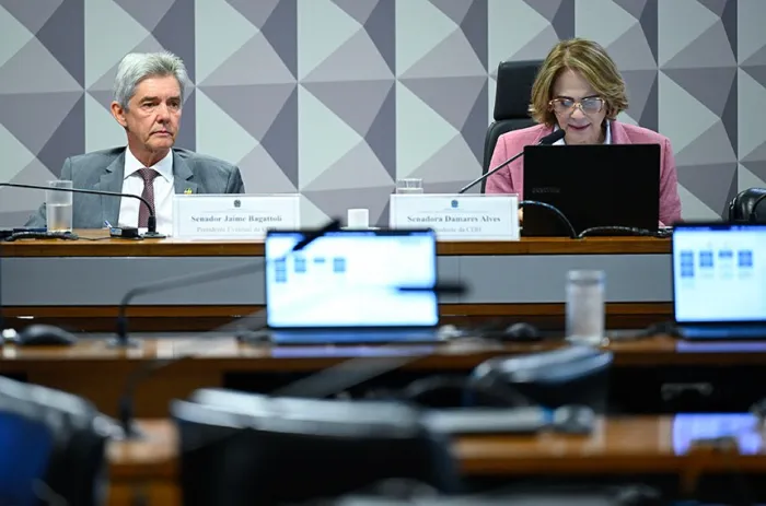 CDH aprova acompanhamento escolar para estudantes com deficiência