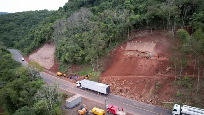 Governo do Estado investe em obras para evitar deslizamentos em rodovias na Região dos Vales