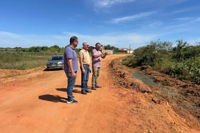 Prefeitura aciona Embasa para resolver extravasamento de esgoto no povoado de Xavier em José Gonçalves