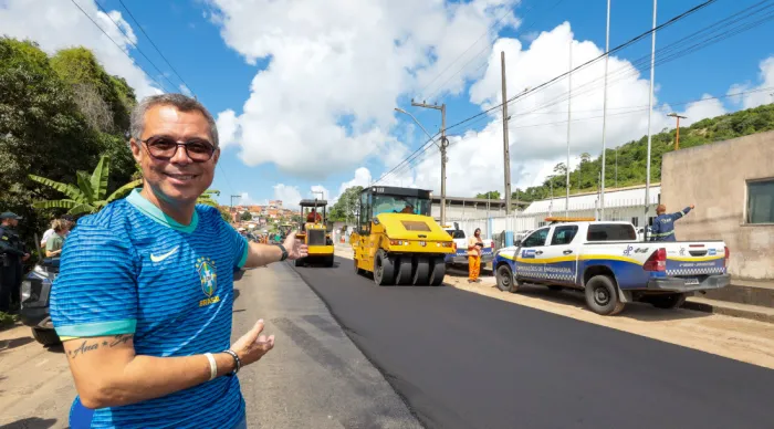 Governo de Sergipe entrega e fiscaliza obras de infraestrutura e lazer em Carmópolis