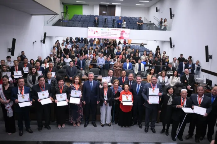 Em noite de homenagens, Hashioka celebra legado da comunidade japonesa com Comenda