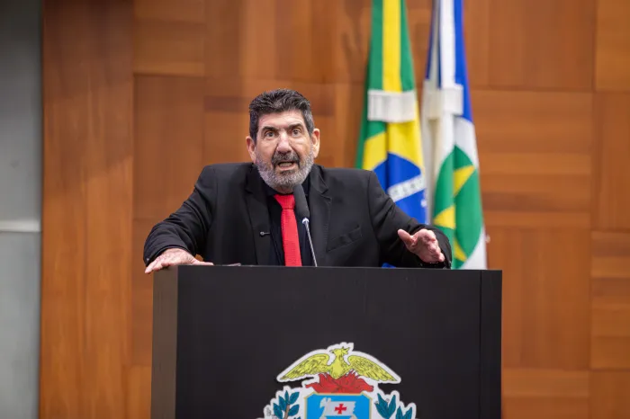 Dr. João comemora derrubada de veto que garante estadualização de estrada na região Oeste