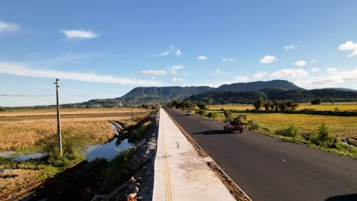 Governo do Estado investe mais de R$ 412 milhões em rodovias e pontes na região Central