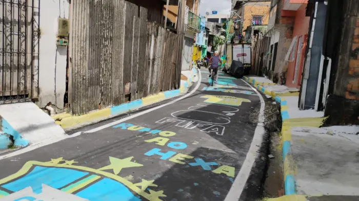 Viva Bairro: novas ruas da Terra Firme ganham cores da Copa do Mundo