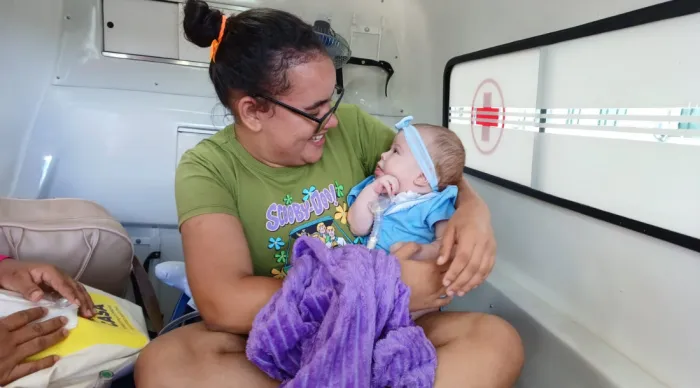 Acompanhamento especializado da Maternidade Nossa Senhora de Lourdes resulta em alta hospitalar de bebê após cinco meses de internamento