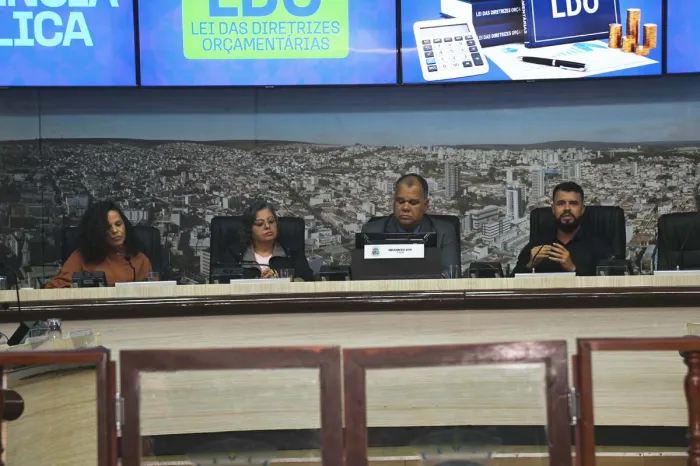 Prefeitura participa de audiência na Câmara para debater metas e prioridades da LDO