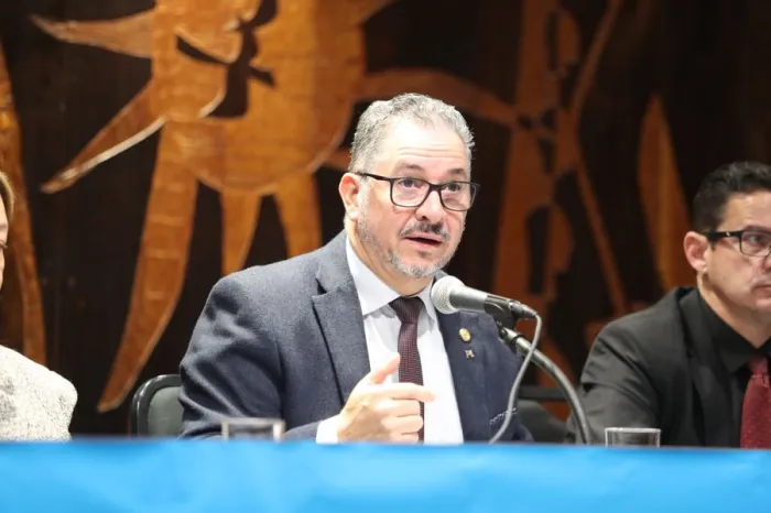 Lei estadual reconhece o trabalho dos capelães no Paraná