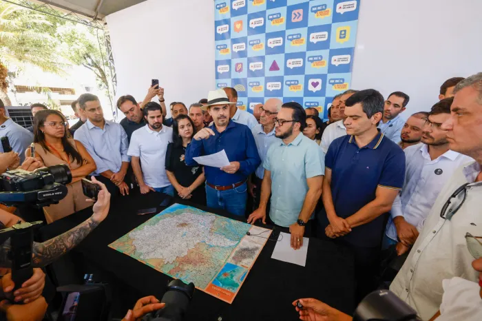 Governo de Minas anuncia R$ 600 milhões em investimentos de infraestrutura rodoviária para o Leste do Estado