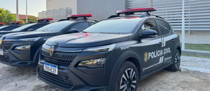 Oito pessoas são presas durante operação da Polícia Civil contra grupo criminoso em Brejo Santo