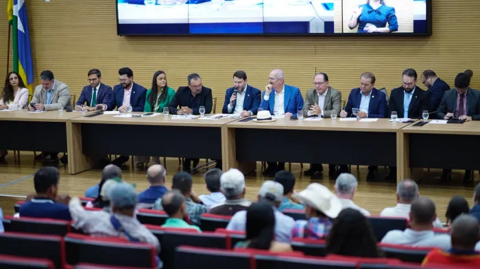  Presidente Alex Redano conduz audiência pública sobre o Zoneamento Socioeconômico-Ecológico de Rondônia, realizada na Assembleia Legislativa. (Foto: Rafael Oliveira | Secom ALE/RO)
