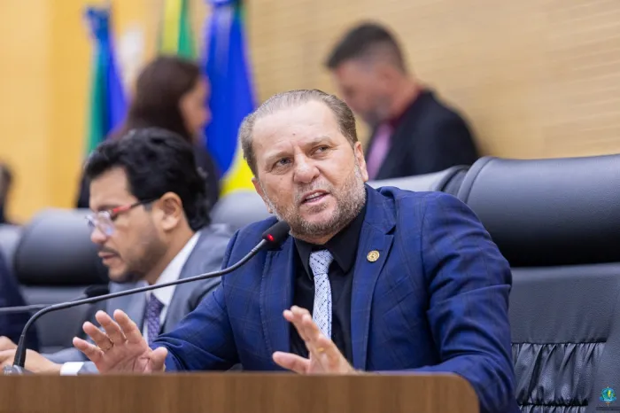  Não adianta termos discursos eloquentes se não tivermos entregas verdadeiras, informou o parlamentar (Foto: Thyago Lorentz I Secom ALE/RO)