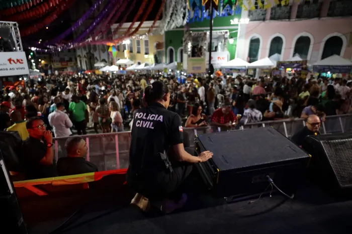 Polícia Civil reforça fiscalização de fogos no São João do Pelourinho