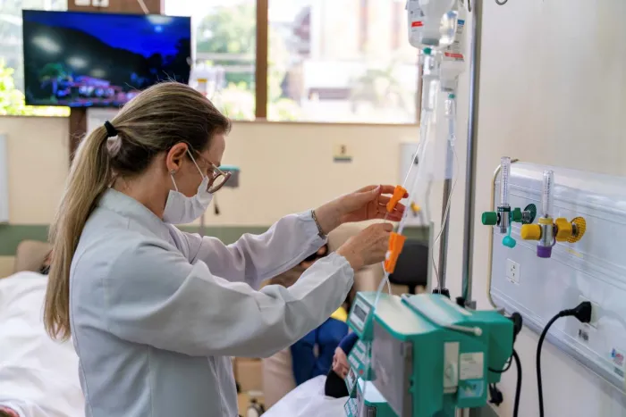 Governo do Estado reforça conscientização sobre leucemia e anemia e alerta para sinais da doença