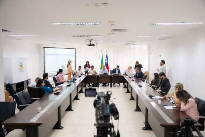 CCJ avança na análise de 30 proposições e debate mudanças para ingresso na PMMA