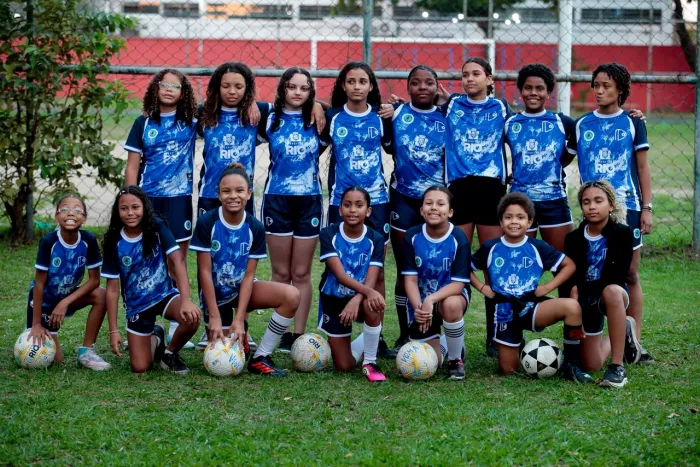 A um ano da Copa, futebol feminino já é realidade em projetos da Secretaria Municipal de Esportes