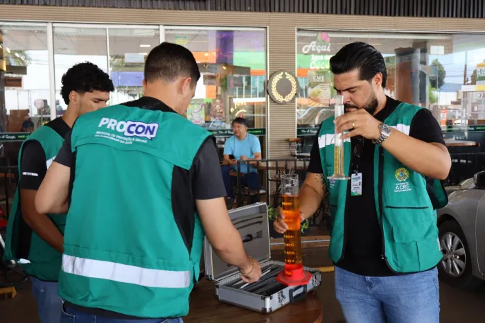 Procon e ANP renovam parceria para fortalecer fiscalização de combustíveis no Acre